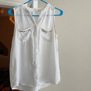 White Medium Sleeveless Blouse